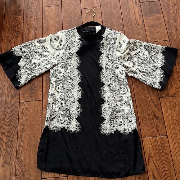 SALE! NWT H&M Adorable Shift Dress Like New! LAST CALL - Picture 1 of 4